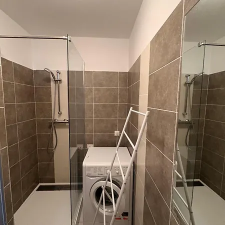 Chez Les Navro Apartament Saint-Lô